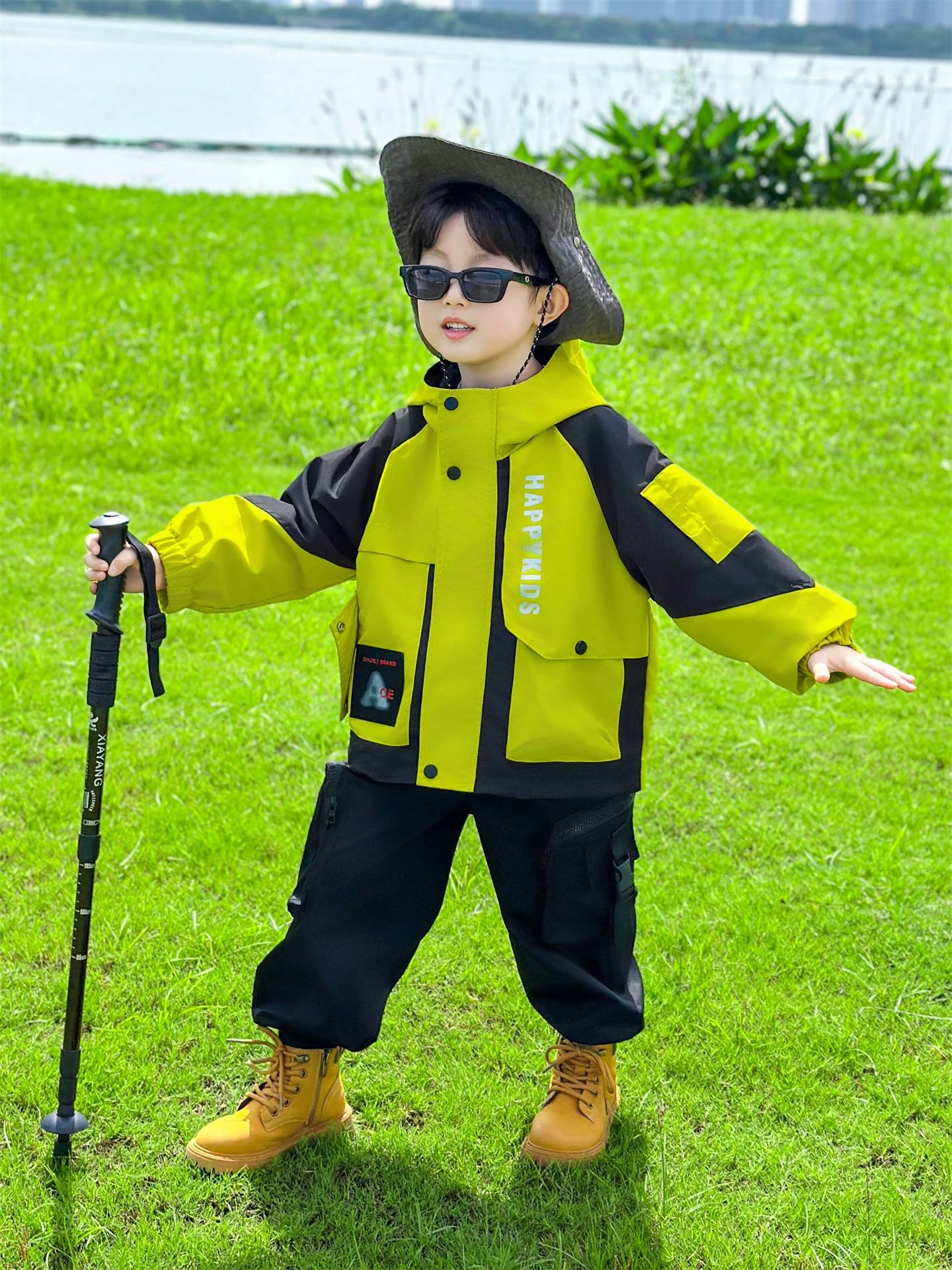 

Boys Spring Faion Windproof Waterproof Outdoor Jaet Cool Little Boys Clothes Polyester Fabric Loose Fit Youth ulari