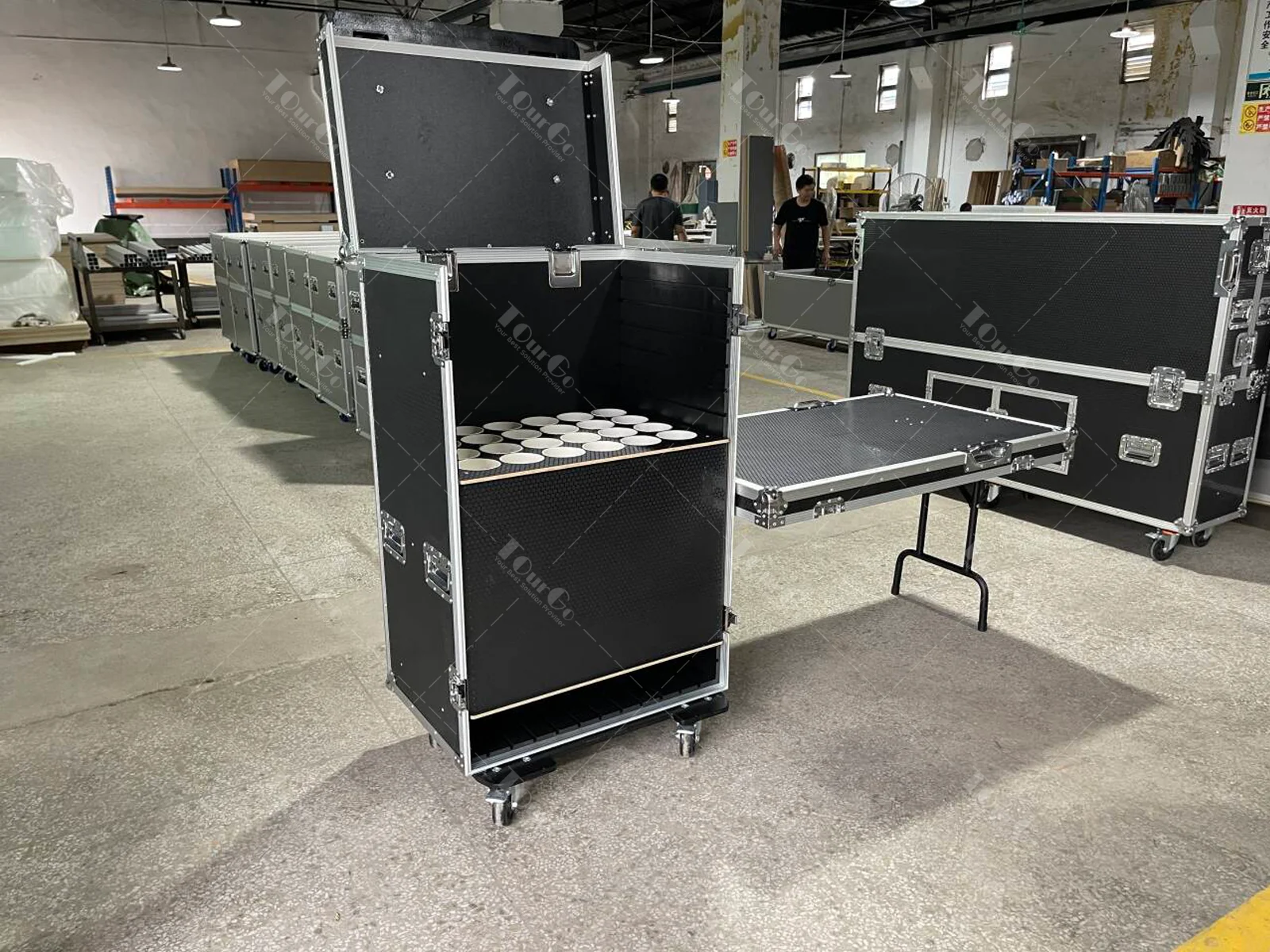 24-UP-Mikrofonständer 24 x 30 Straßenhüllen