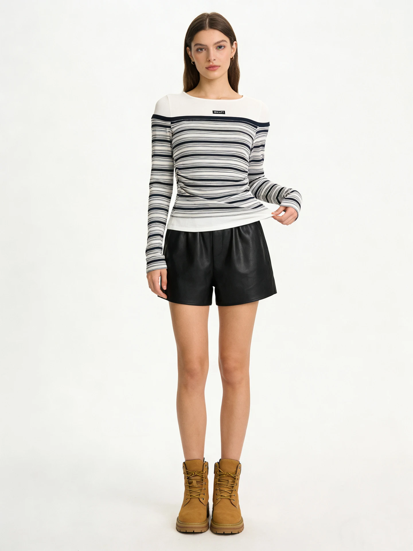 

Женская приталенная футболка с полосатыми вставками и круглым вырезом, с длинным рукавом, для весеннего базового гардероба, для повседневной носки и поездок на работу.