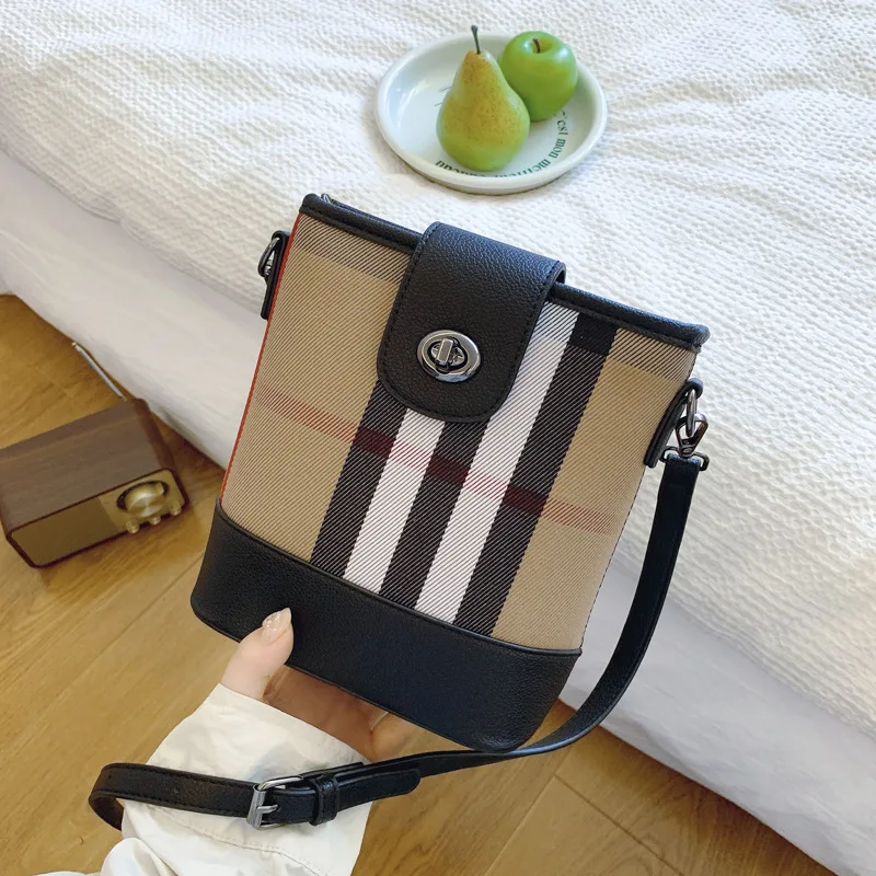 

2025 New Classic Women's Bucket Bag - Large - Capacity, Color - Blocking & Plaid Design, Casual Crossbody/Shoulder Bag