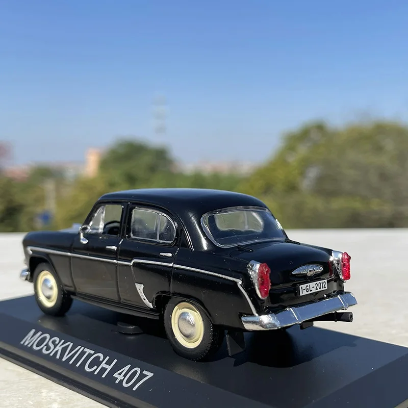 1:43 Scale Moskvitch 407 Simulation Alloy Car Model Diecast Toy Collectible Souvenir Decoration Gift Toys Cars