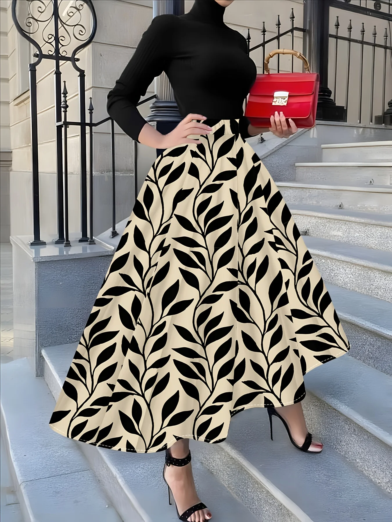 

Printed Design Four season casual style khaki half Skirt paired with black half Skirt