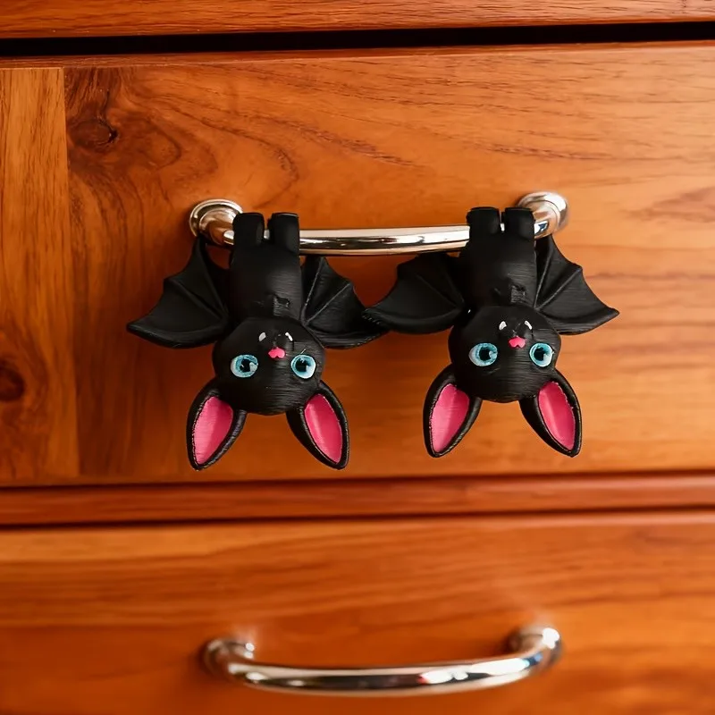 1PC Upside Down Bat Figurine, Cute Gothic Bat Statue for Car, Home, Office & Desktop Decor