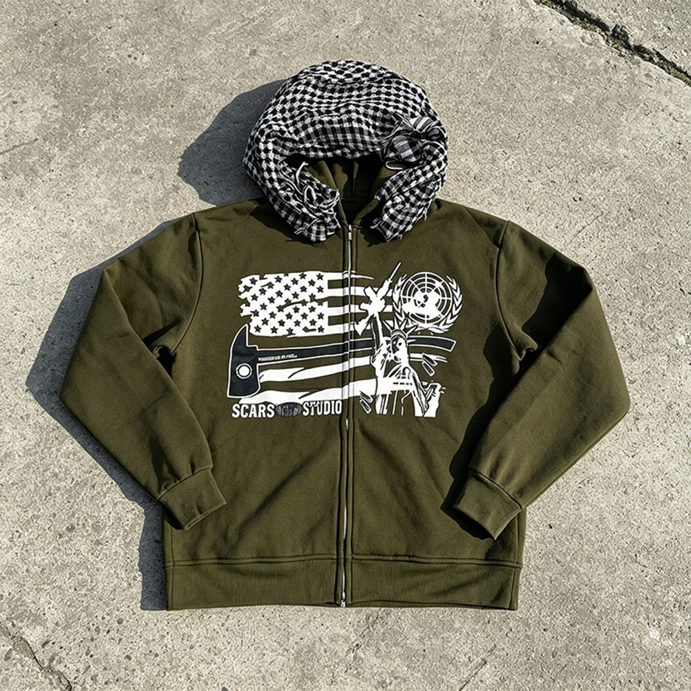 Autumn and winter new style checkered hat with patchwork design, featuring flag print, loose and comfortable hooded sweater