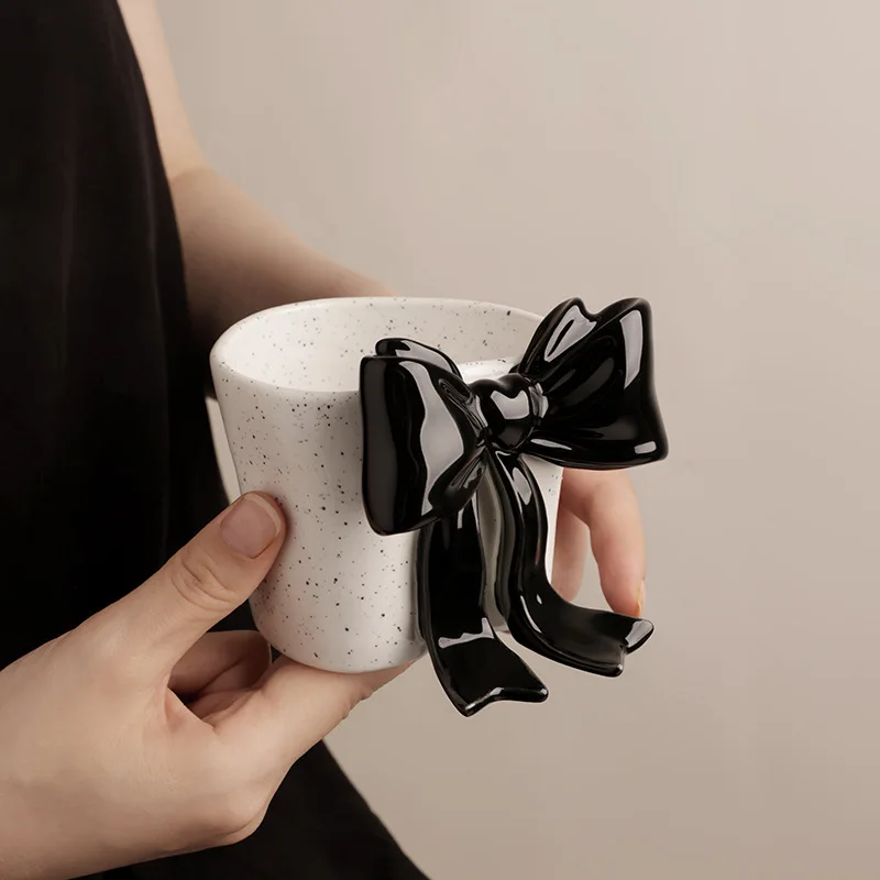 

Керамическая кружка для женщин с 3D бантиком, милая кофейная чашка для домашнего использования, высококачественная посуда для напитков