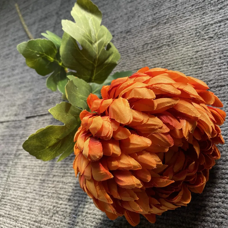 Kunstmatige chrysanthemumbloem met enkele steel, levensechte nepbloei - levendige kleuren, duurzaam materiaal, perfect voor woondecoratie