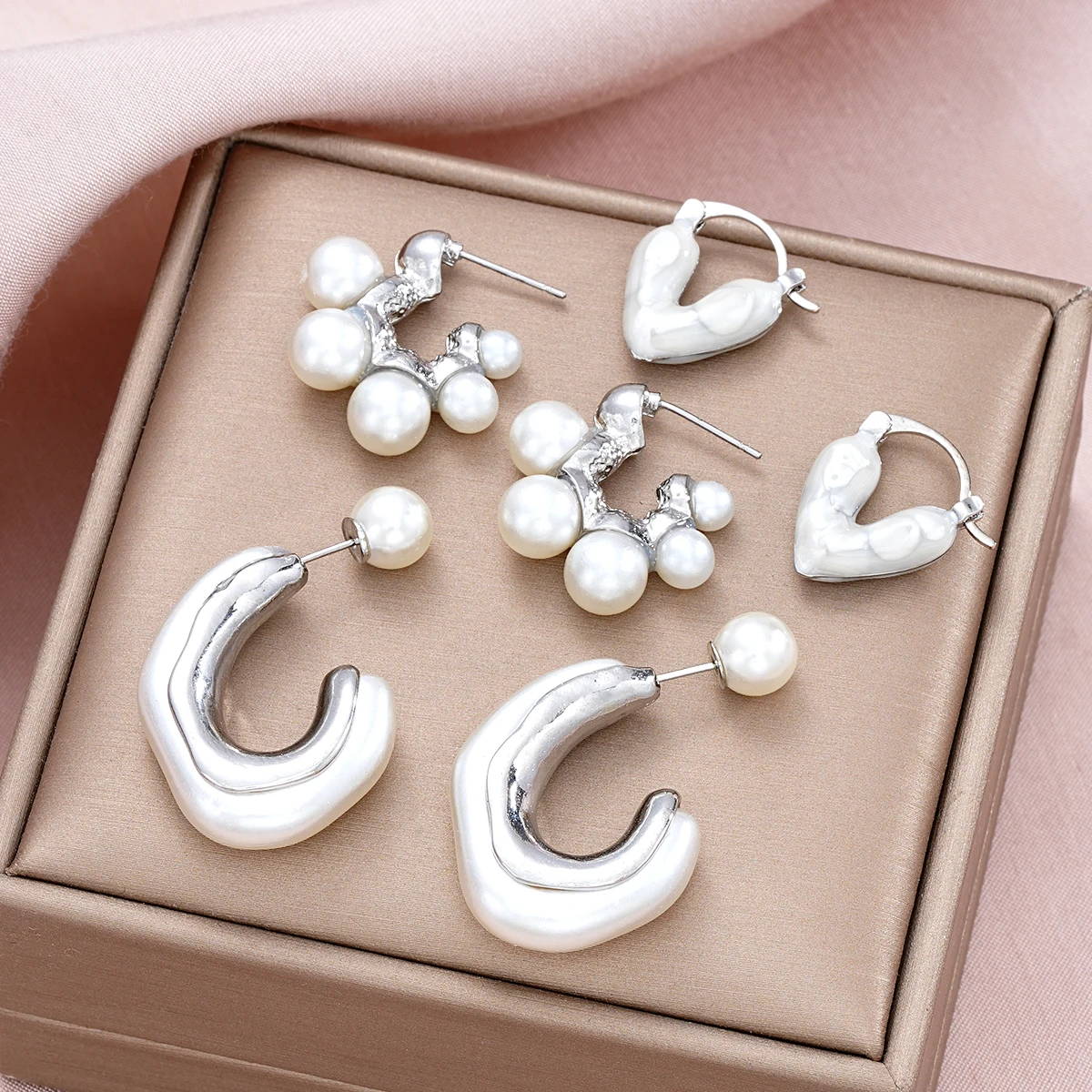 6pcs/Set Fashion Vintage Pearl Heart Shaped Earrings for Women Minimalist Jewelry For Party Datin Daily Wear And Gifts 2024 New