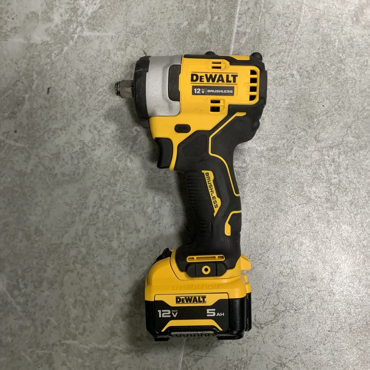 DeWALT DCF901B 12V MAX XTREME 1/2