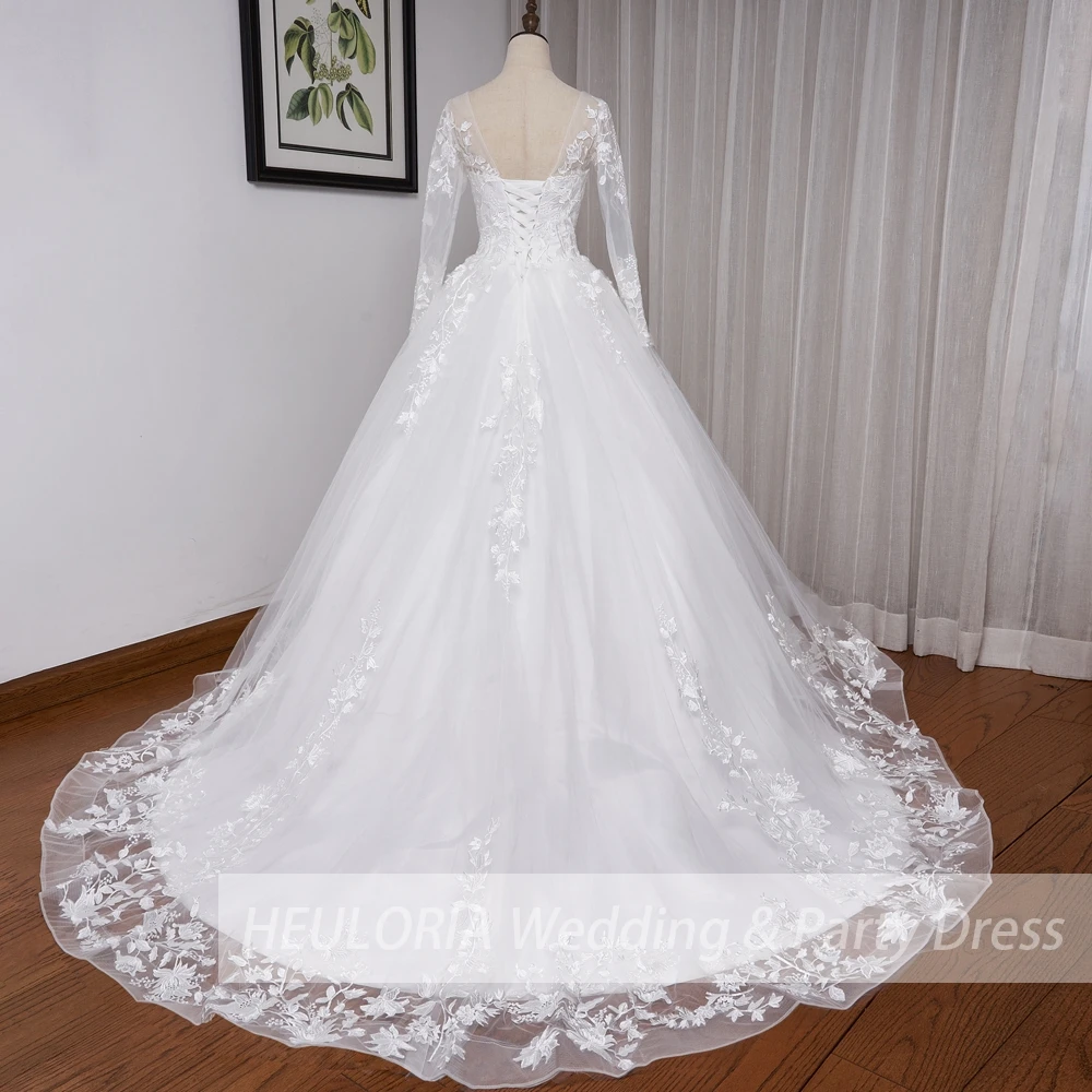 Ball Gown Princess Wedding Dress long sleeve bride dress plus size Lace Appliques vestido De Noiva Sweep Train Bride Bridal gown