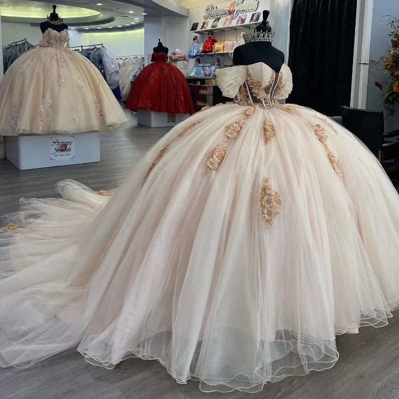 

Champagne Off The Shoulder Quinceanera Dresses Tulle Appliques Flower Beads Pageant Lace Up Vestidos De 15 Años Princess Ball