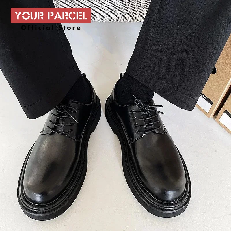 Leather shoes for men with thick soles and low top lace up. The origin of Japanese casual Korean version plain black soft