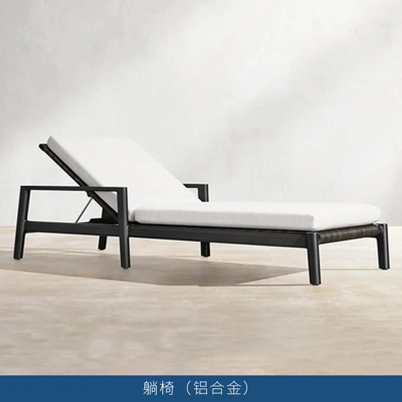 أريكة فيلا من خشب الساج الراقية في الهواء الطلق، كرسي أريكة من الخيزران غير الرسمي، أريكة معدنية مقاومة للماء في الفناء