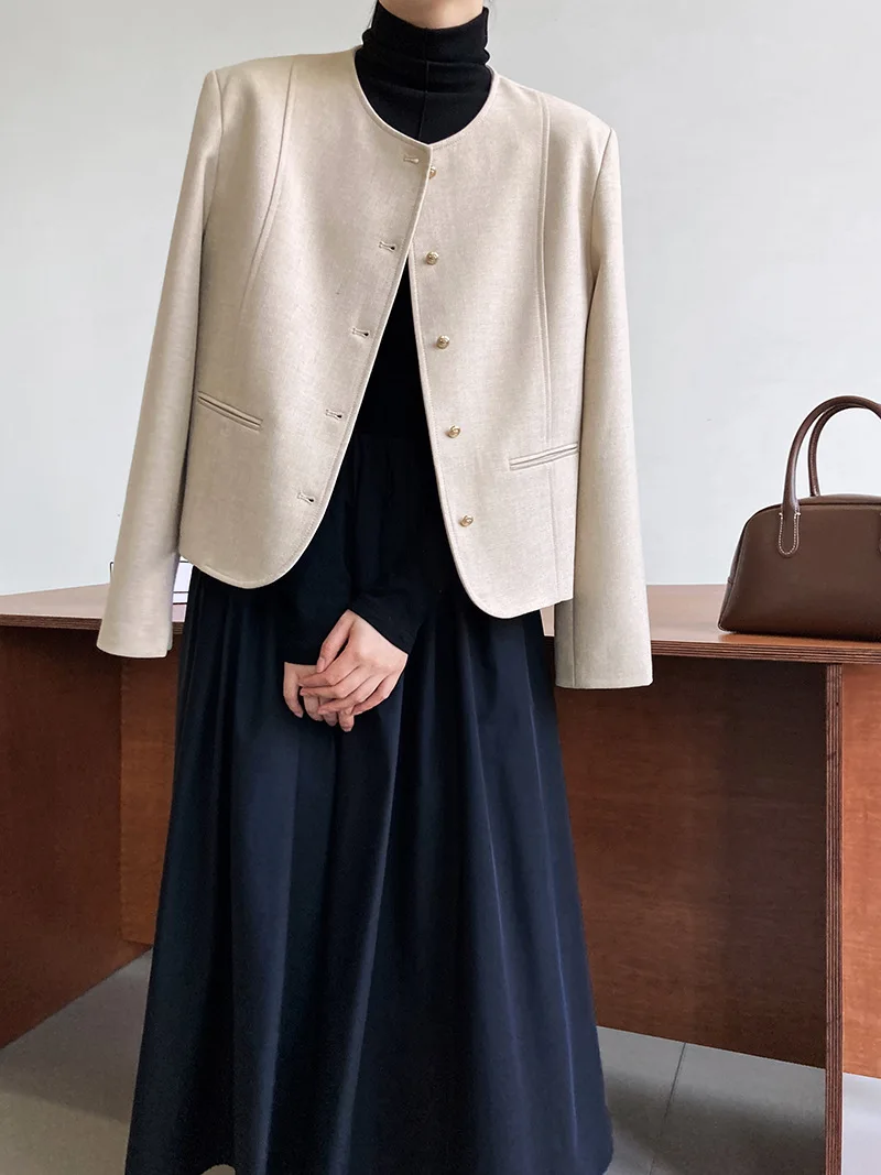 الفرنسية Xiaoxiangfeng سترة المرأة ربيع قصير جديد مزاجه الخارجي الراقية البدلة