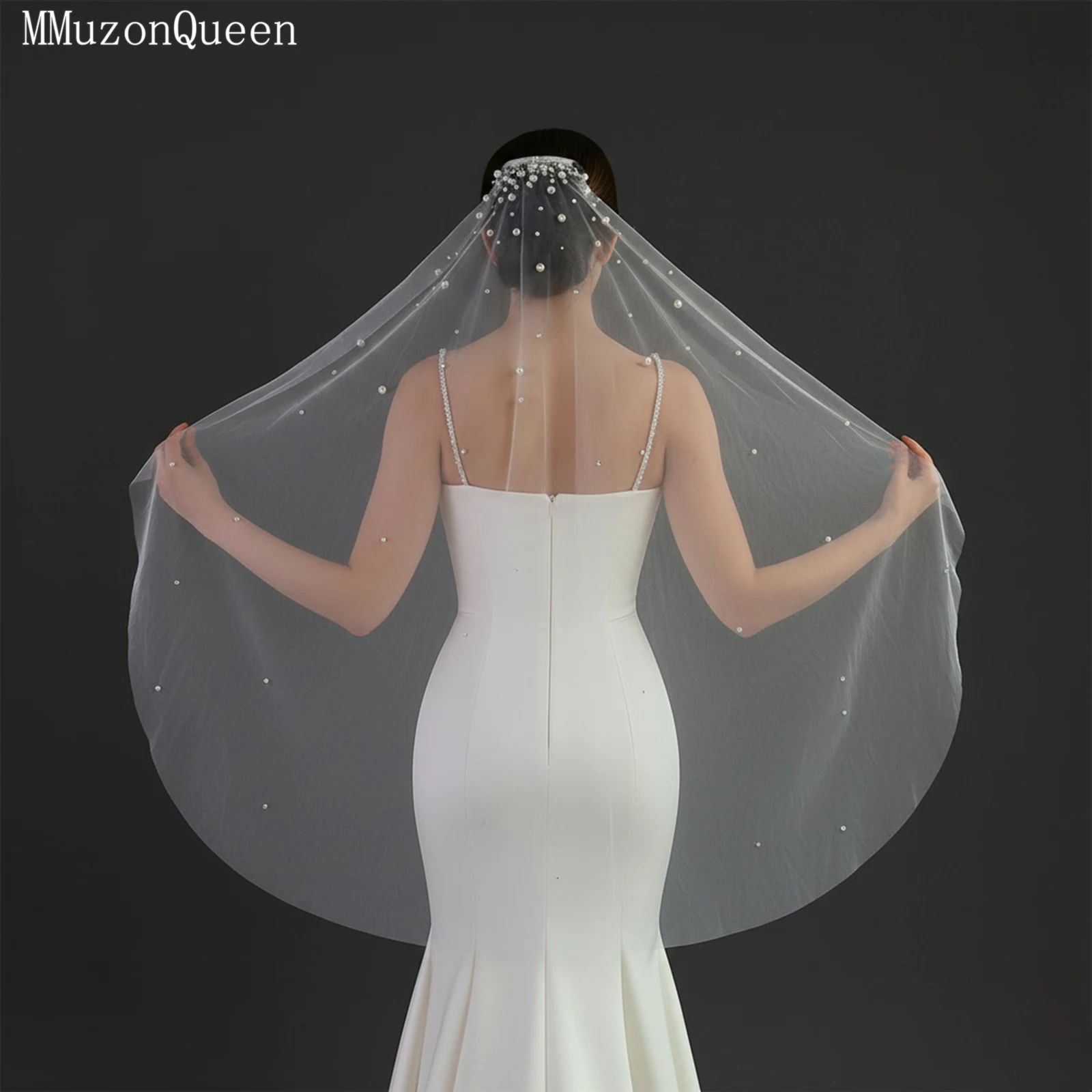 TOPQUEEN Elegant Pearl Wedding Veil Soft Single-Layer Brautschleier Mit Strass Minimalist Design With Comb Customizable V135 image 3