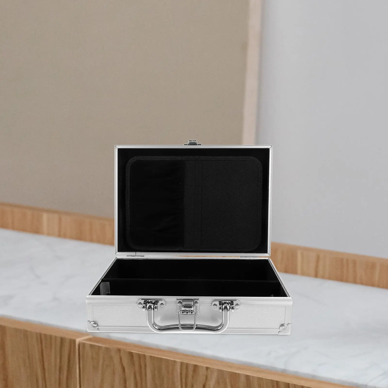 

Aluminum Alloy Toolbox Metal Case Handheld Briefcase Silver Locking Storage Tool Makeup Carrying Case Portable Travel Use