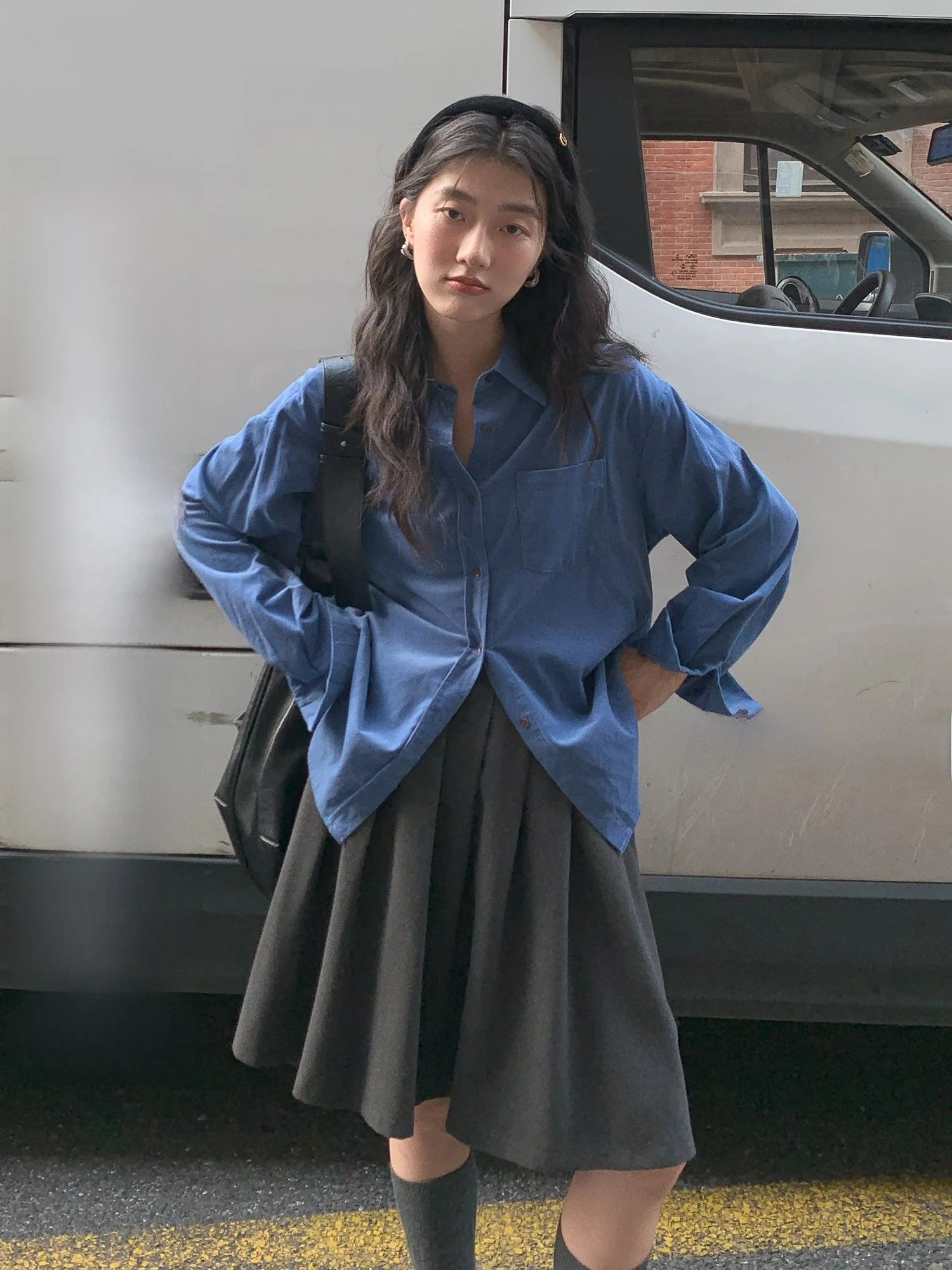 

Синяя женская кофта с длинным рукавом для весны и зимы, новая модель, для многослойного ношения, красивый топ, свободный крой, стильный дизайн