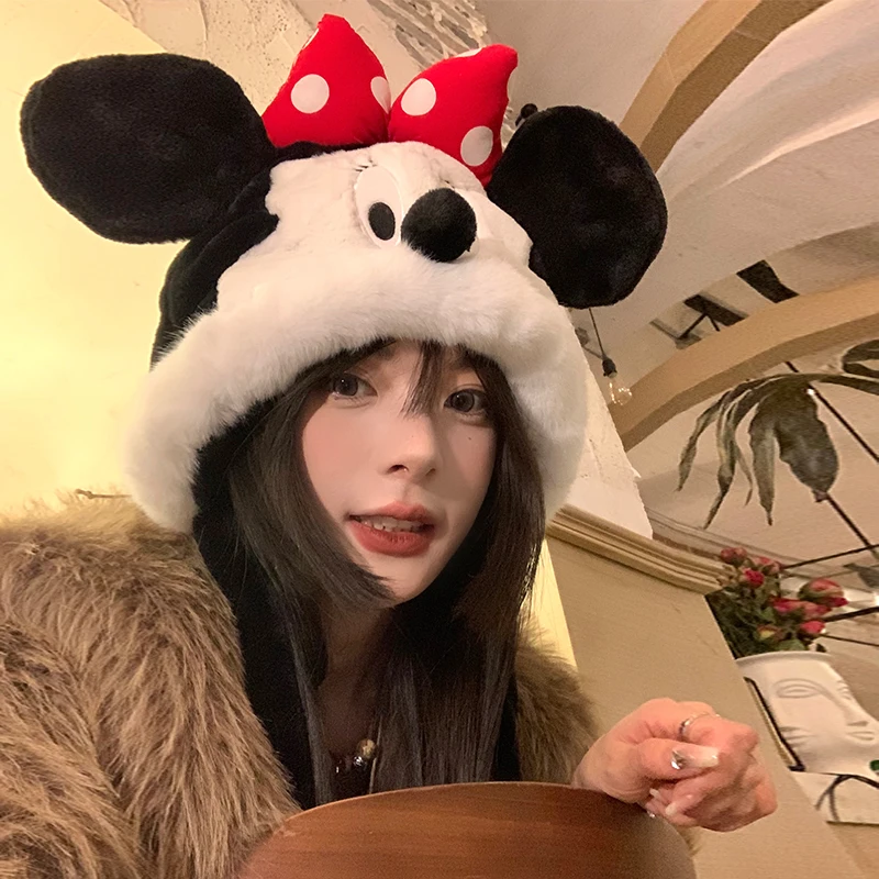 Disney Kawaii Mickey Minnie Fluffy Cartoon Cute Hat femminile inverno ispessimento caldo protezione dell'orecchio In magazzino