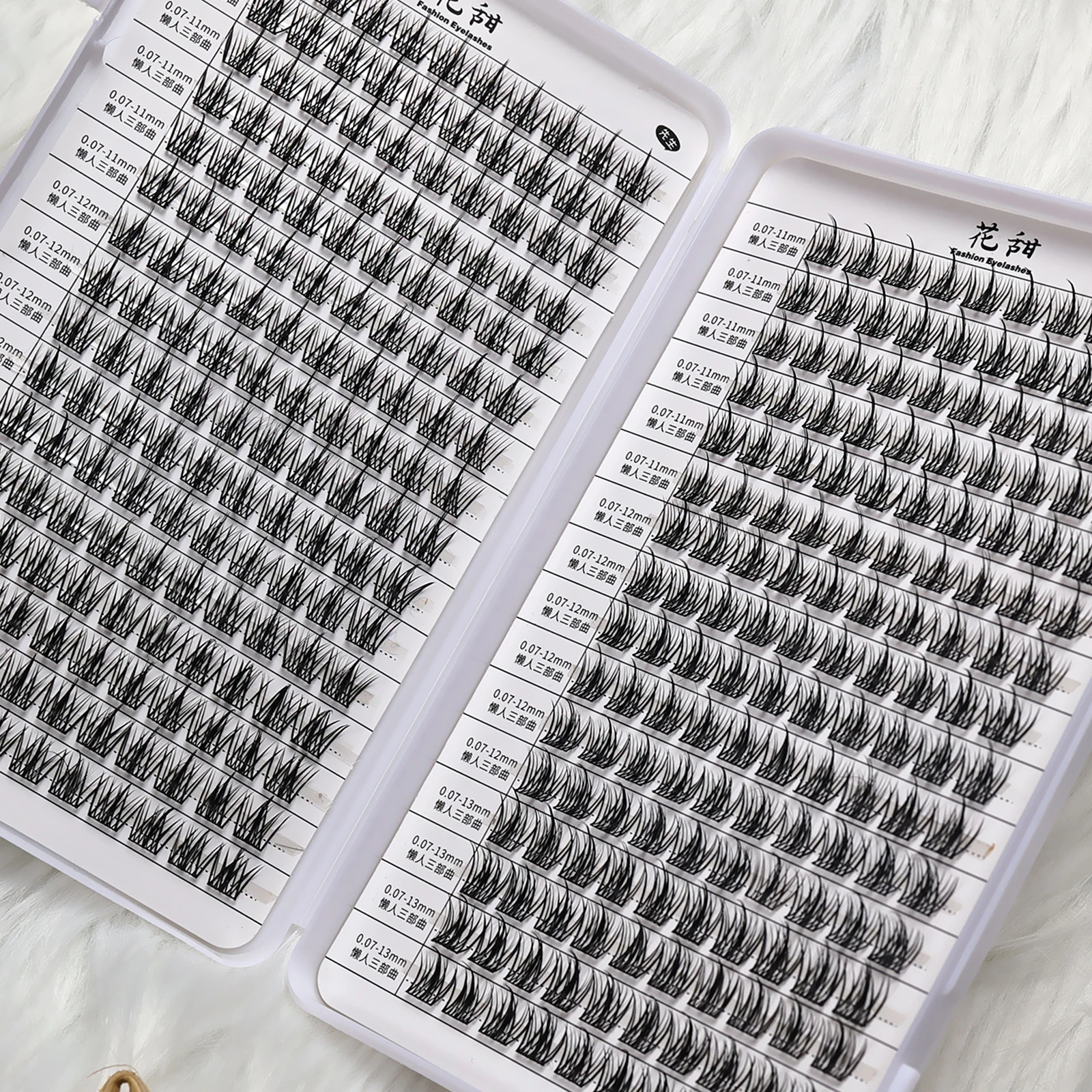 DIY 32 Rows Lash Cluster Eyelash Book False Eyelashes Extension Fish Tail False Lashes, 3-Step Lashes, Sunflower Style Lash Kit