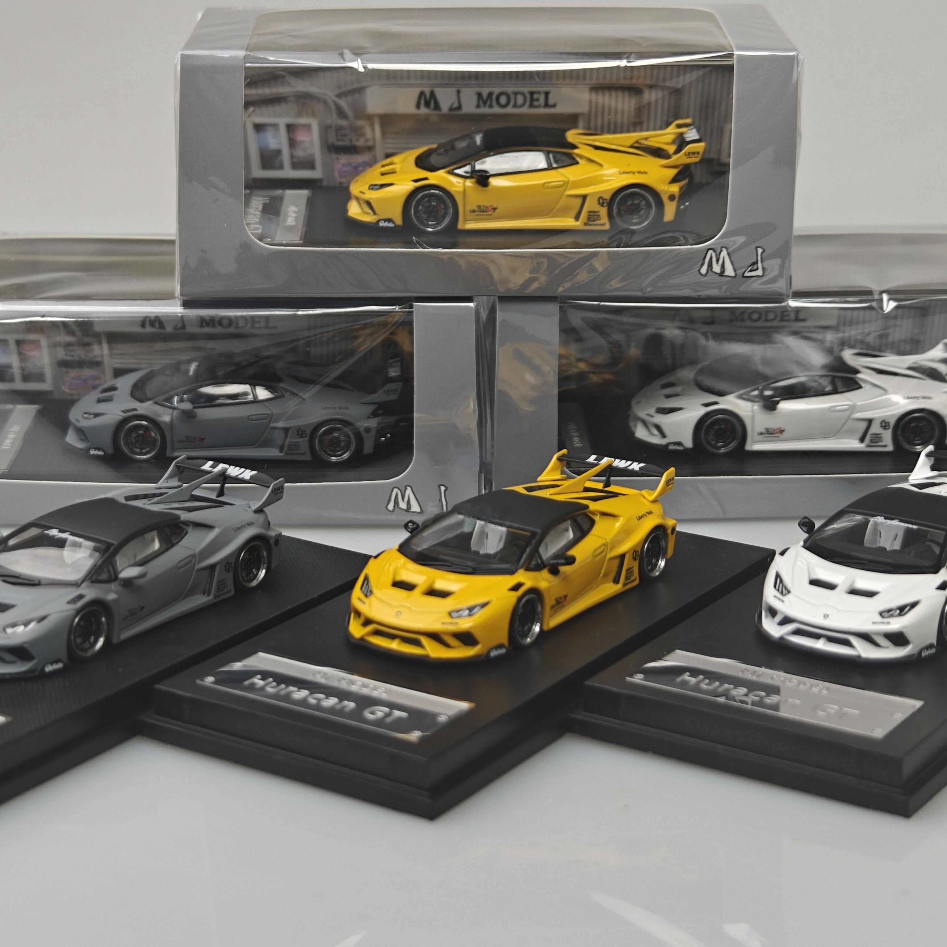 

MJ 1/64 Huracan LP610 GT Alloy Racing Car Diecasts & Toy Vehicles Car Model Miniature Scale Model Car For Children
