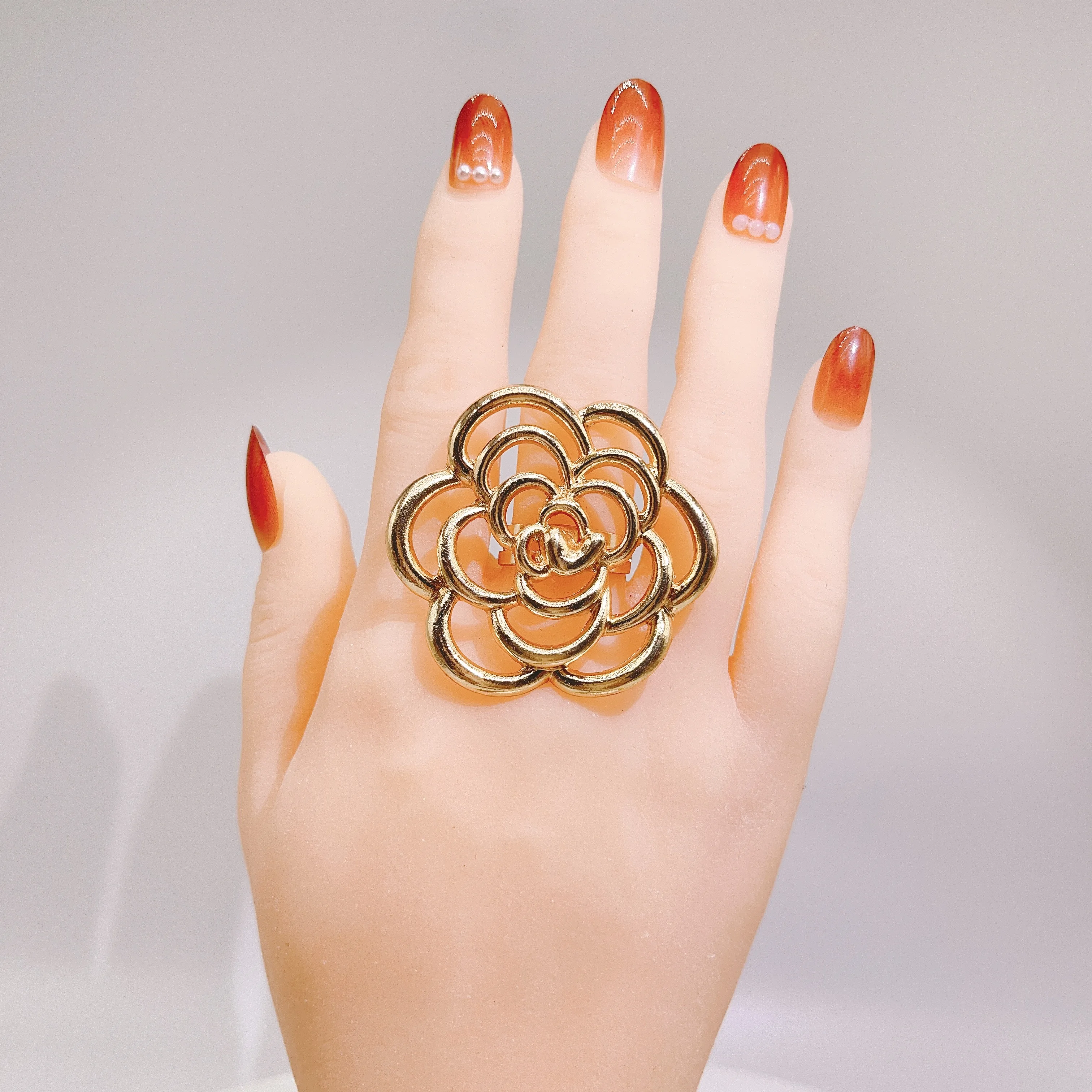 Zhuerrui Hotsale Flower Shape Adjustable Rings For Women Brazilian Copper Alloy Jewelry Sets Accesorios Birthday Gift B0021