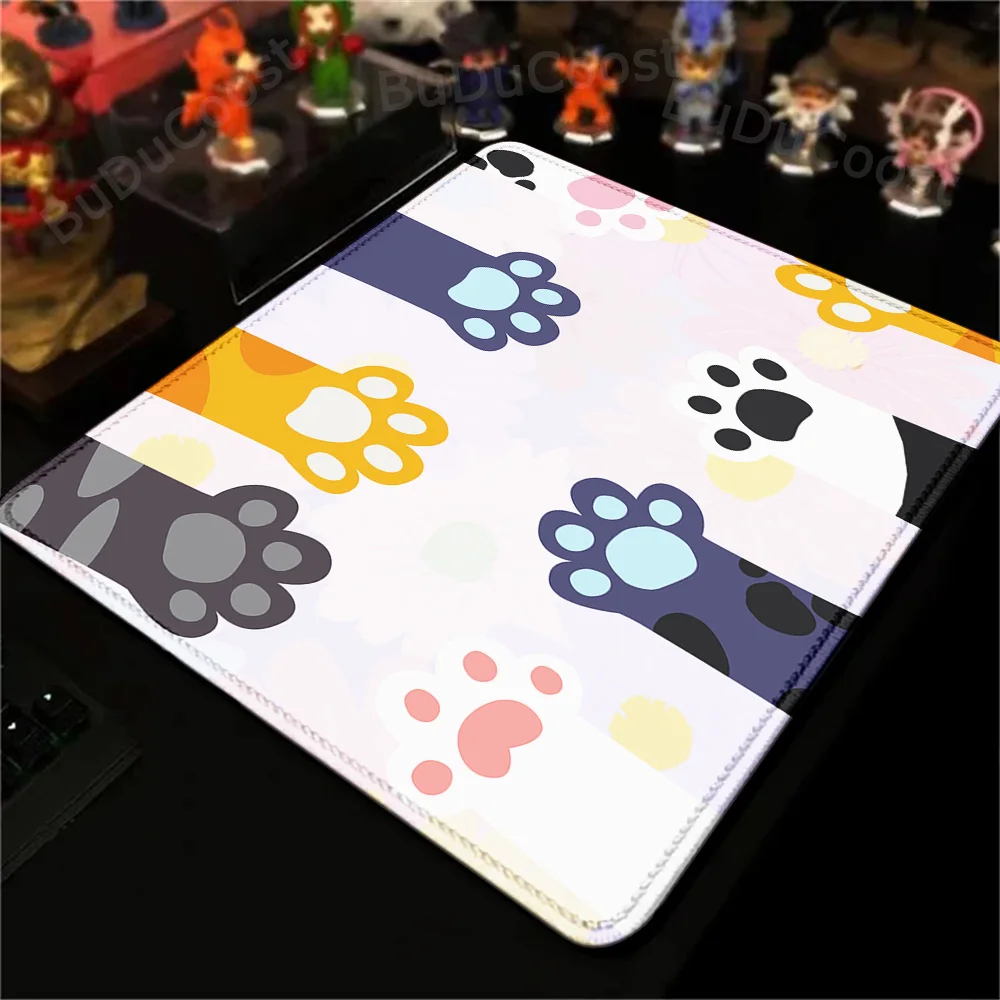 

Cute Cat Paw Mouse Pad 18X22cm Cartoon ESports Game Keyboard Mice Pad XS Kawaii Anti-slip Locking Edge Deskmat Small Size Carpet