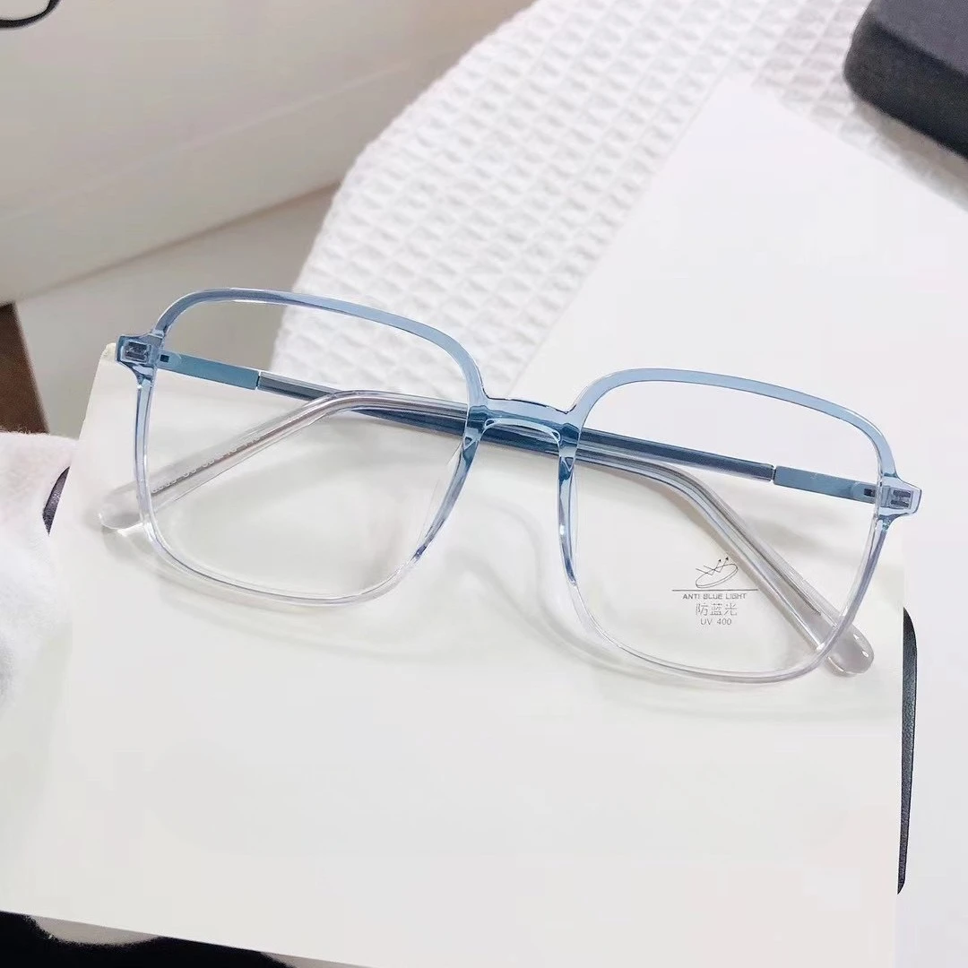 

2025 Fashion Square Anti-Blue Light Glasses - No Makeup Look Large Trendy Frame with High Quality Paint for Women & Men