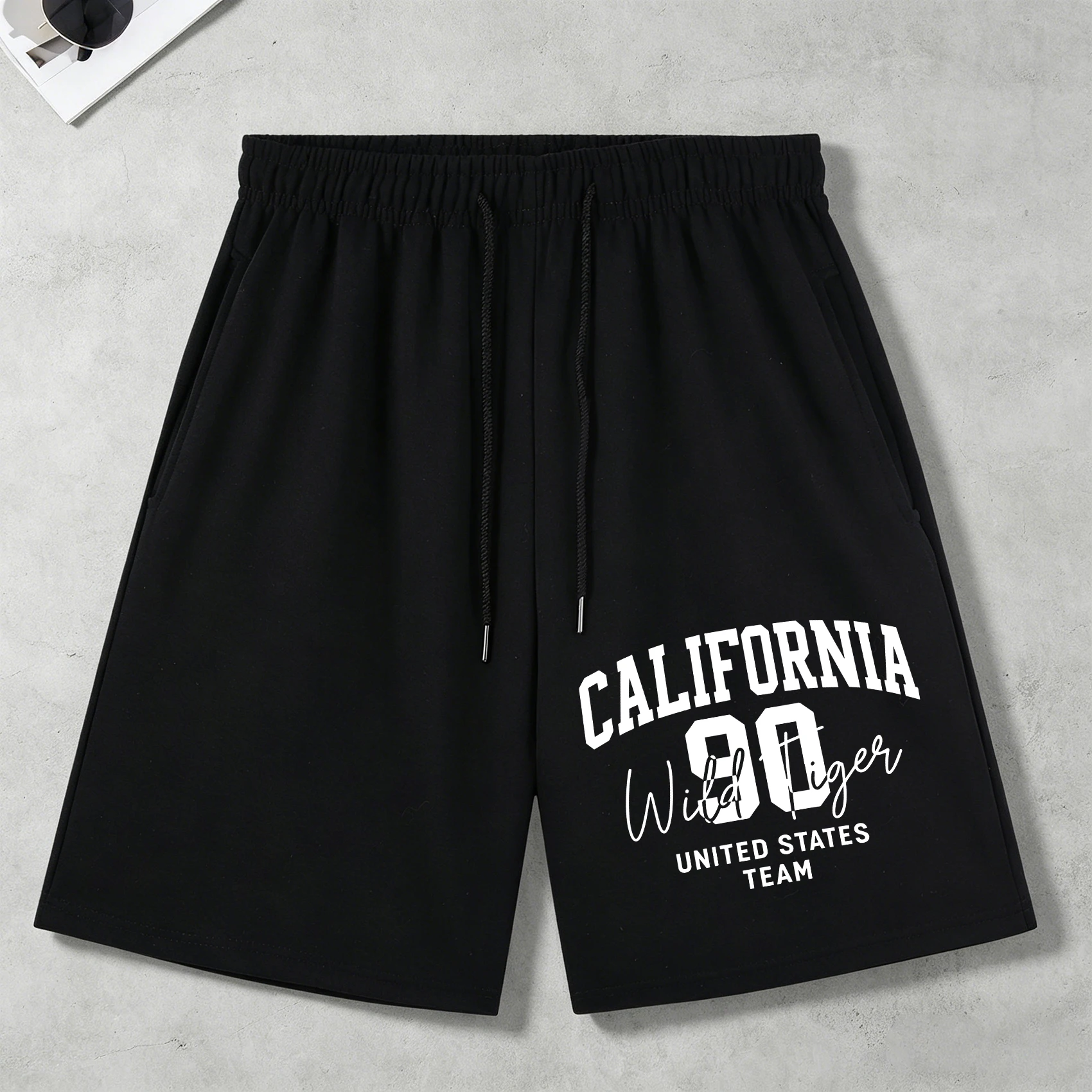 

California Wild Tiger Design Mens Pocket Shorts Black Basics Streetwear Casual Wide-Leg Pants Street Unisex Fashion Sportwear