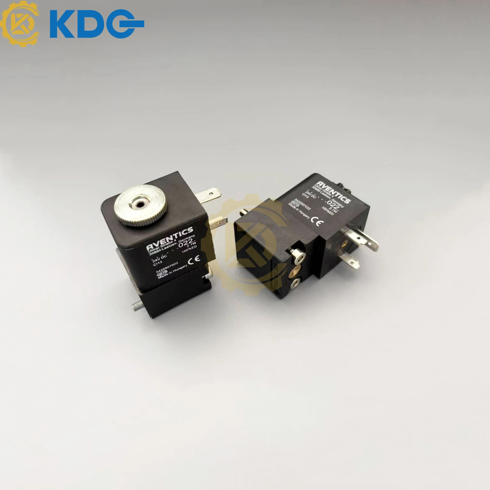 

61.335.001 C2.184.1051 61.335.002 61.335.003 Пилотный клапан катушки электромагнитного клапана для Heidelberg SpeedMaster 102 CD102