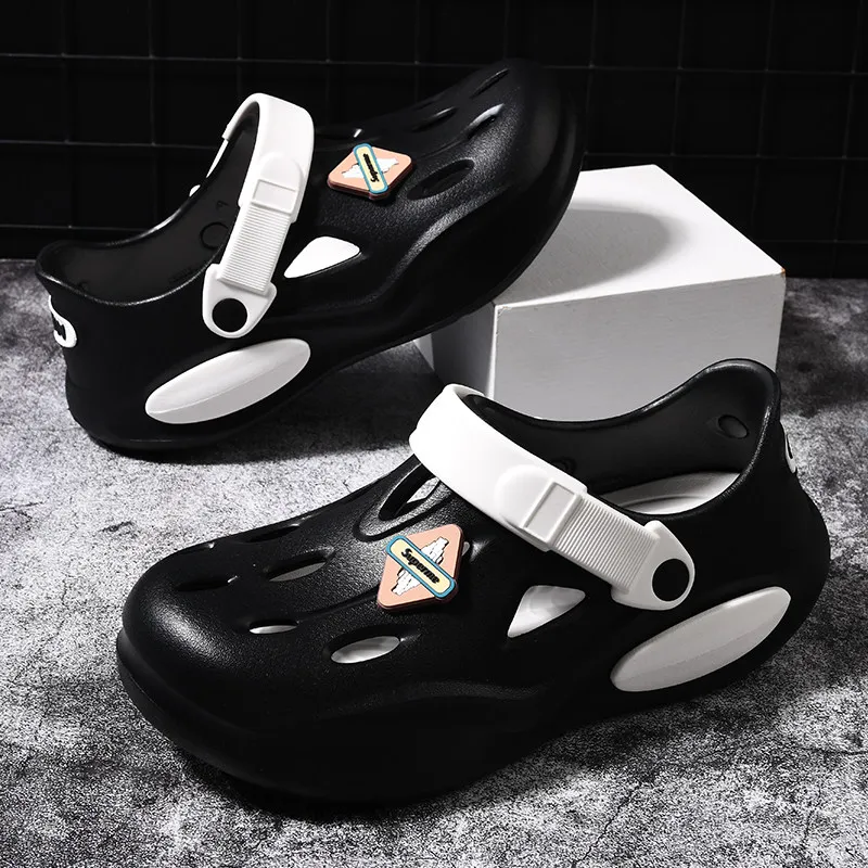Men's New Summer Sports Toe-toe Garden Shoes Comfortable Soft Soles Non-slip and Wear-resistant Driving Beach Sandals Slippers
