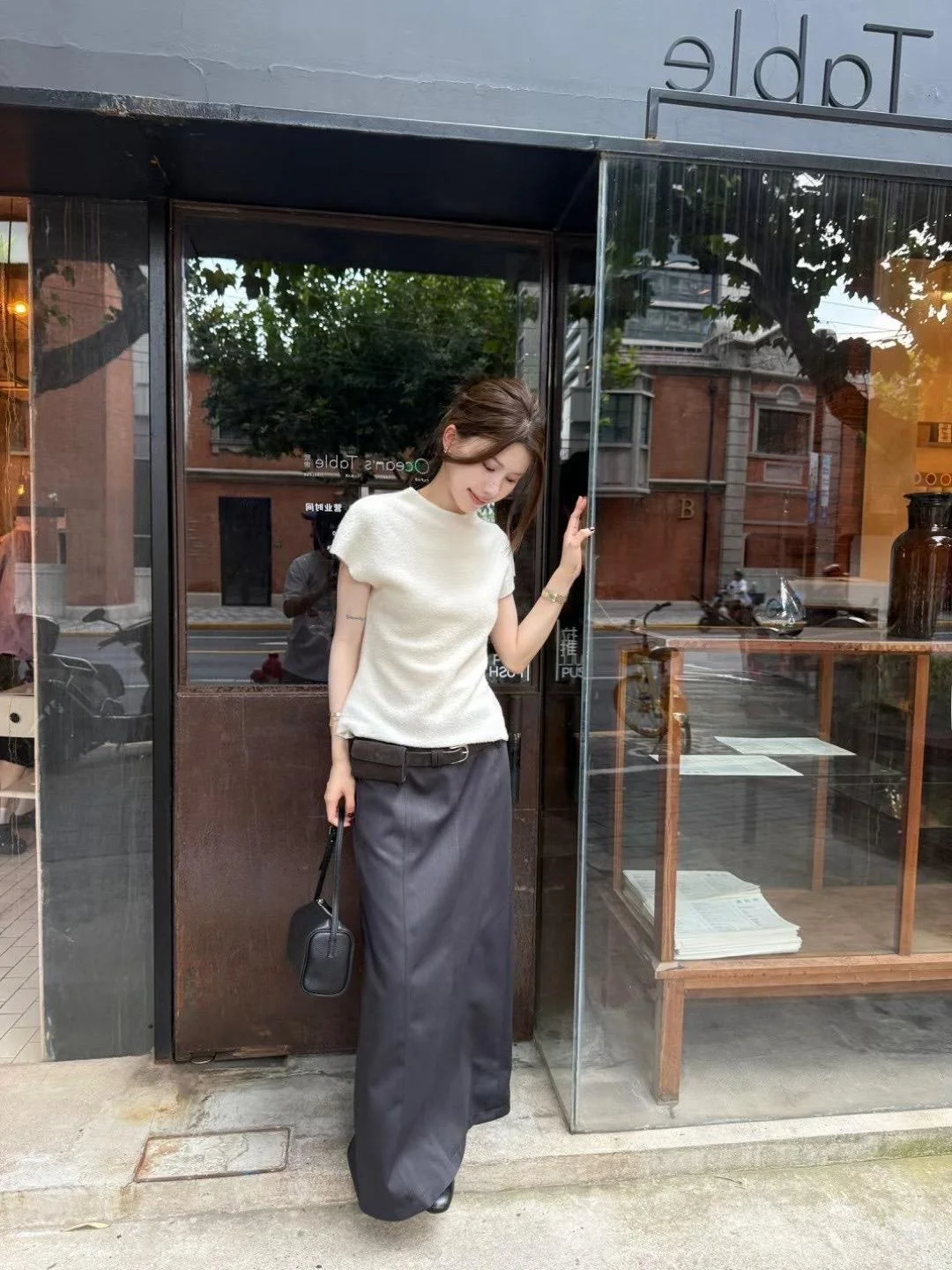 

Slimming Pure Color round Ne ort Sve Wool Vest Women's Faion Autumn Winter New Sle Versatile Comfortable Wool Top