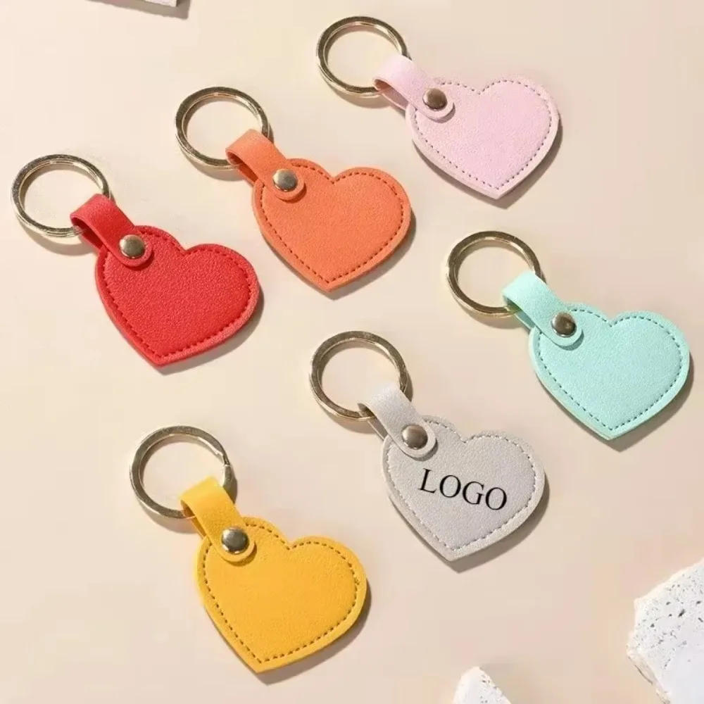 

Creative Custom Name Logo Fashionable Leather Love Heart Keychain Pendant Bag Keyrings for Men and Women Key Chain Ring Gift