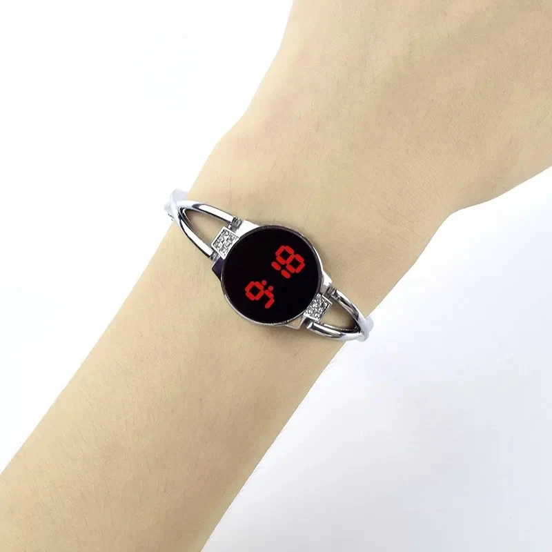 LED Fashion Watch for Women Touch Screen Ladies Time Steel Band Electronic Student Ladies Bracelet Watch Simple Style Watches