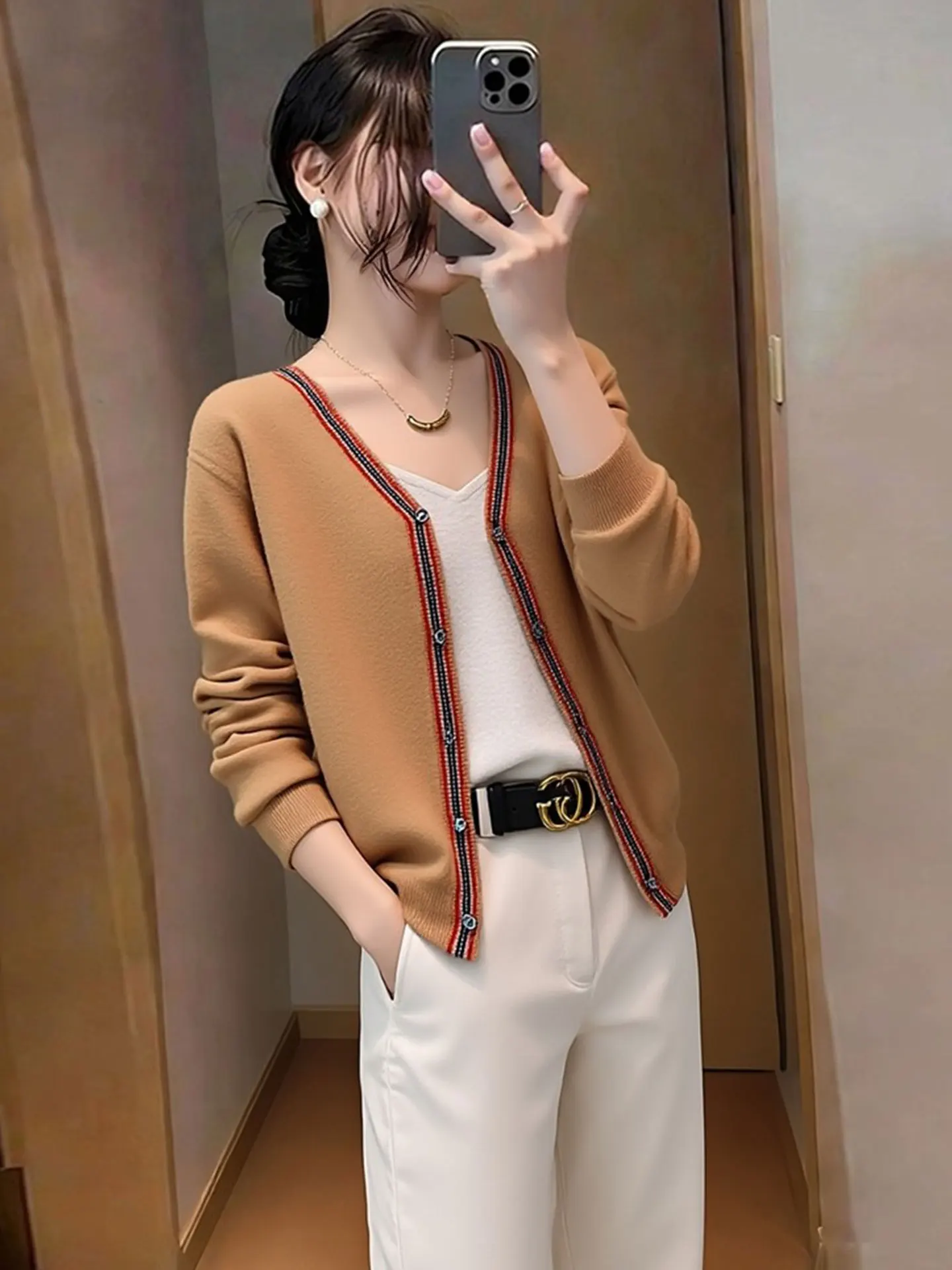 

Ele V-Ne Long Sve Knitted Open Cardigan Spring 2026 Faionable Sweater Jaet Women's Regular Fit Commute Sle