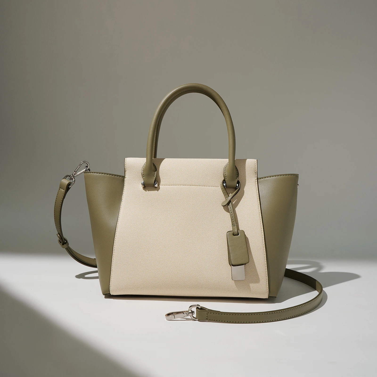 

New Commuter Women's Large Capacity Cowhide Tote Bag Genuine Leather Niche High-end Contrast Color Crossbody Handbag For Women