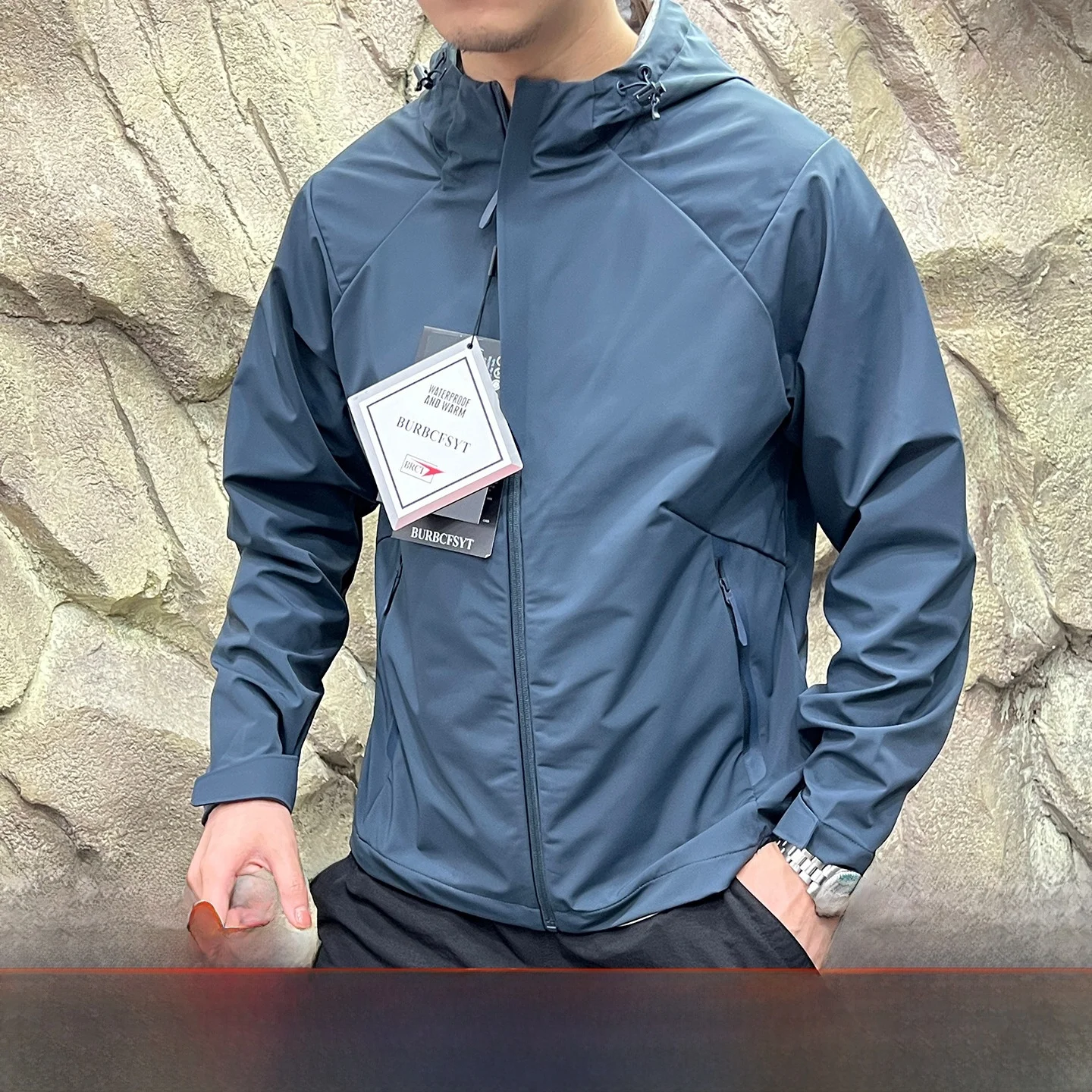 

Легкий уличный 3D портной Sed на молнии с мягким желтым капюшоном Jaet Водонепроницаемый ветрозащитный весенний молодежный нейлоновый полиэтиленовый...