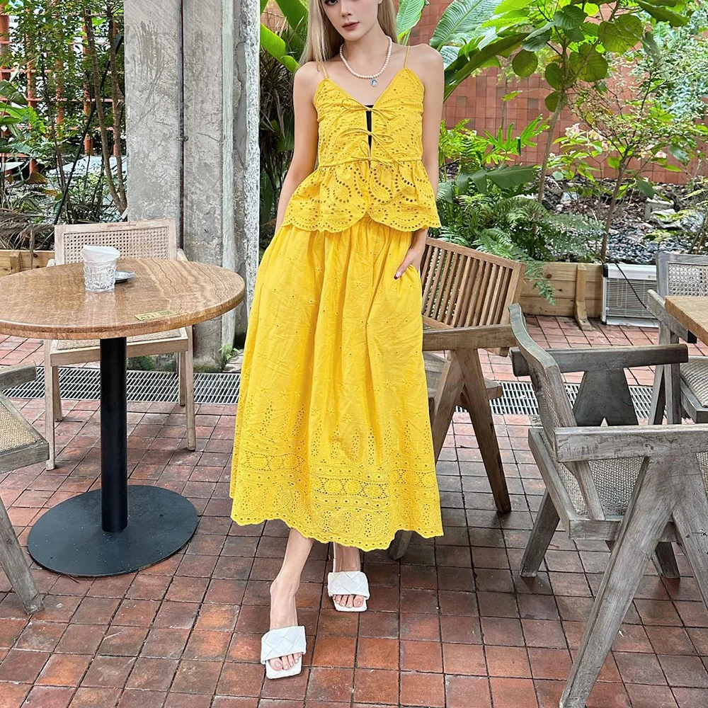 Embroidery Hollow Women Camisole Vest Y2k Tie Waist Temperament Commuter Peplum Cotton Top Can Match Skirt 2024 Summer New