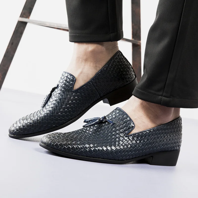 

Black Men Large Size Woven Leather Shoes Square Heel Pointed Slip-on Breathable Casual Shoes British Style Business Formal Shoes
