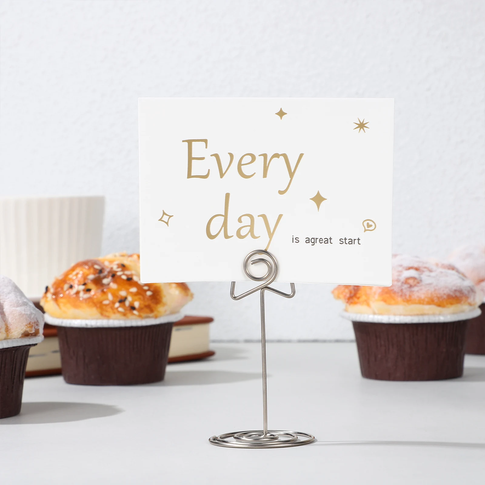 

20Pcs Photo Holder Clips Heart Star Shape Table Number Holders Place Card Menu Clips for Wedding Party Home Office Display