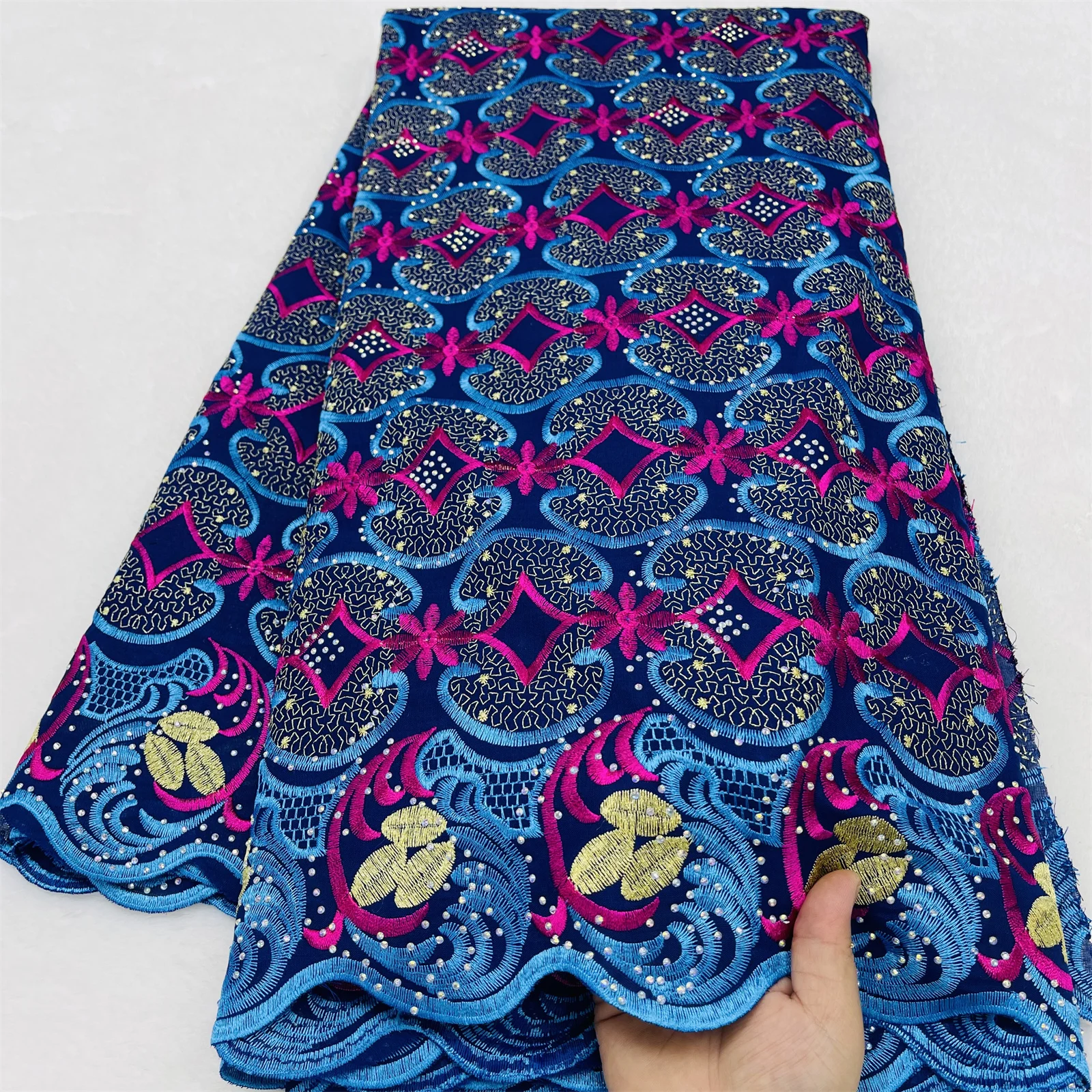 

New Arrival African Cotton Lace Fabric 2025 High Quality Elegant Lace Emroidery Lace With Stones For Women Wedding Party Dresses