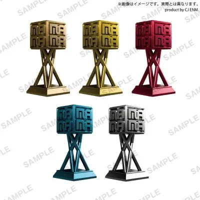 

BUSHIROAD Mini MANA Figurine, Miniature Trophy Gacha, Desktop Figurine, Schoolbag Pendant