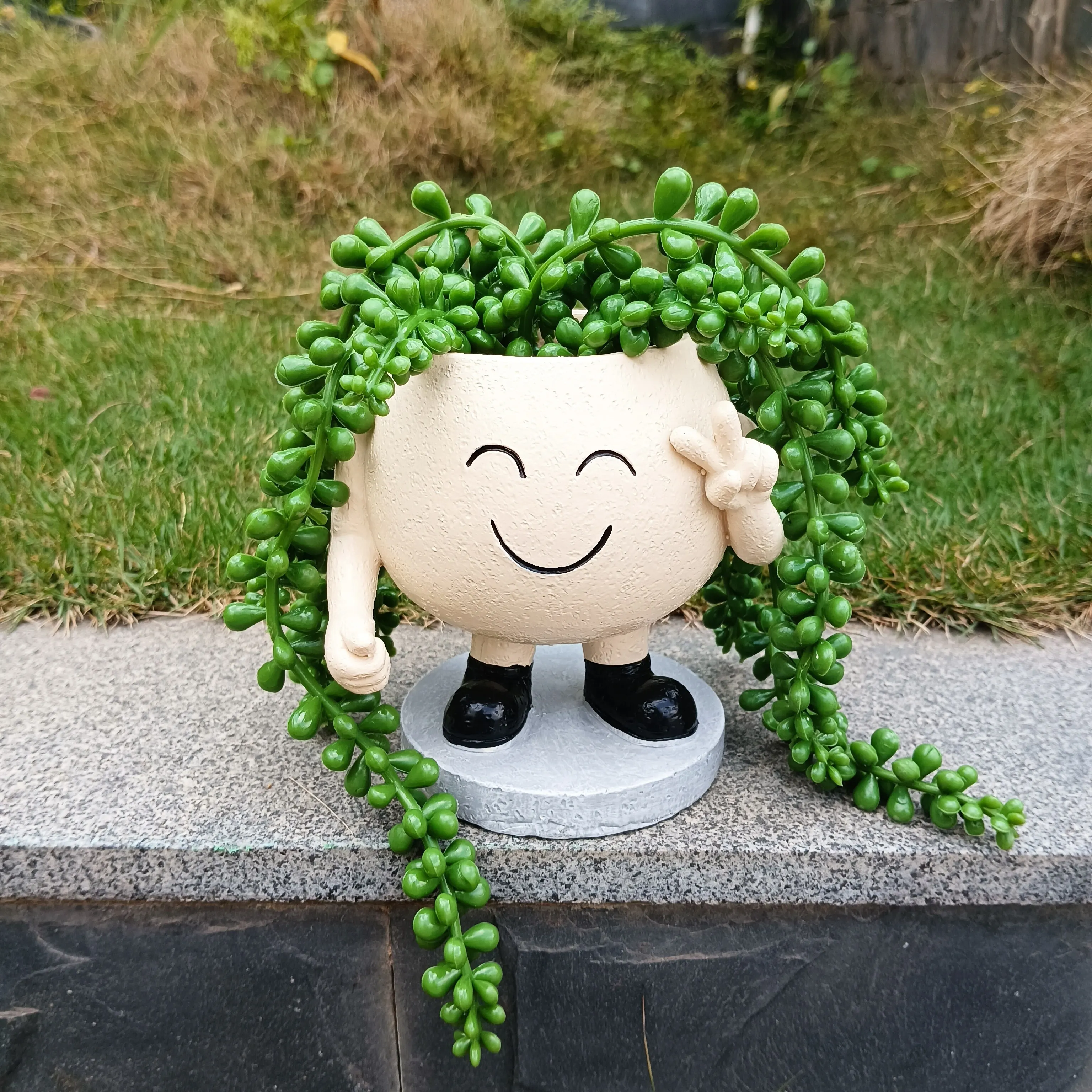 Unique Cute Resin Flower Pot With Happy Face Funny Thumbs Up Gesture Novelty Planter Creative Pot Basket Garden Patio Home Decor