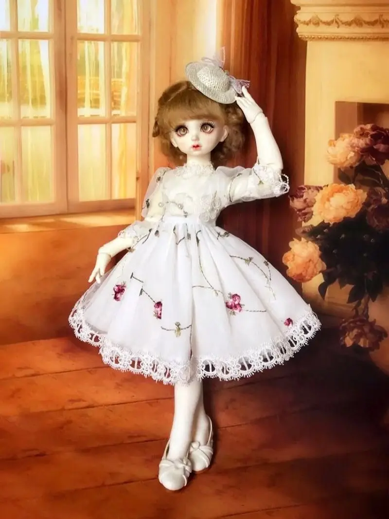 

BJD doll clothes for 1/4 1/6 blyth size bjd girl clothes cute doll wedding dress msd yosd doll accessories (three points)