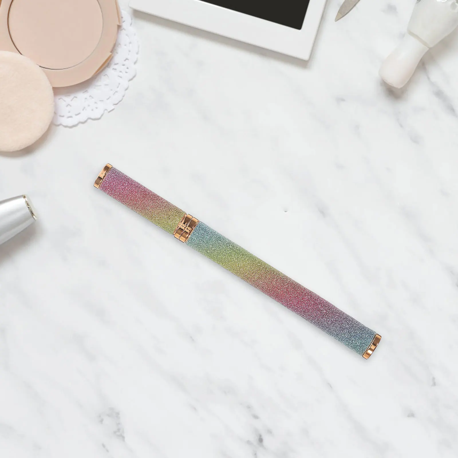 Mooie oogmake-uppen Fijne punt Sterke stretchprestaties Eyelinerpotlood voor gedetailleerde lijn Blijvende slijtage Eyeliner-pen