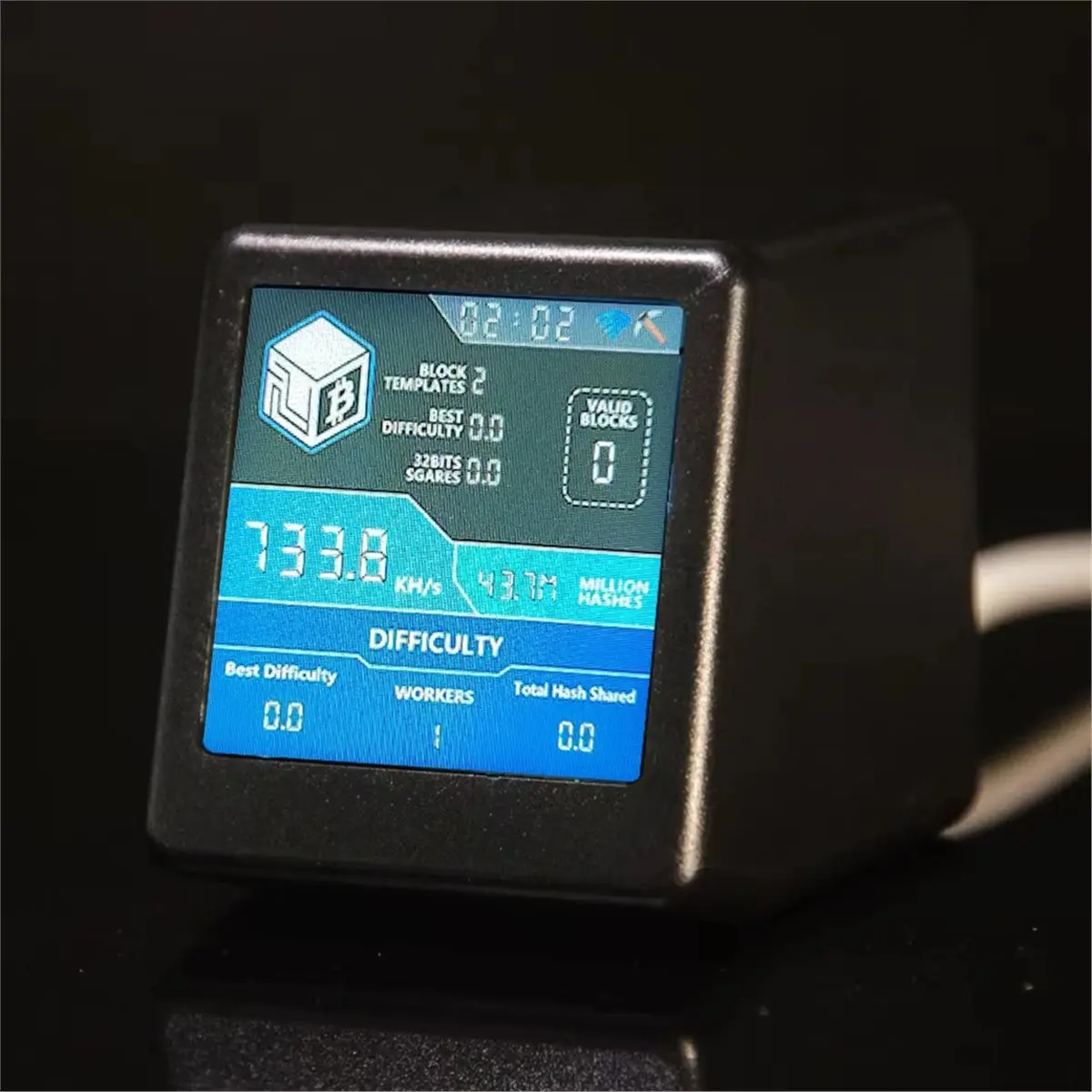 

Супергорячая распродажа: Майнер Nerdminer+ NM Smart TV 730 KH/S для BTC, настольный, с часами A