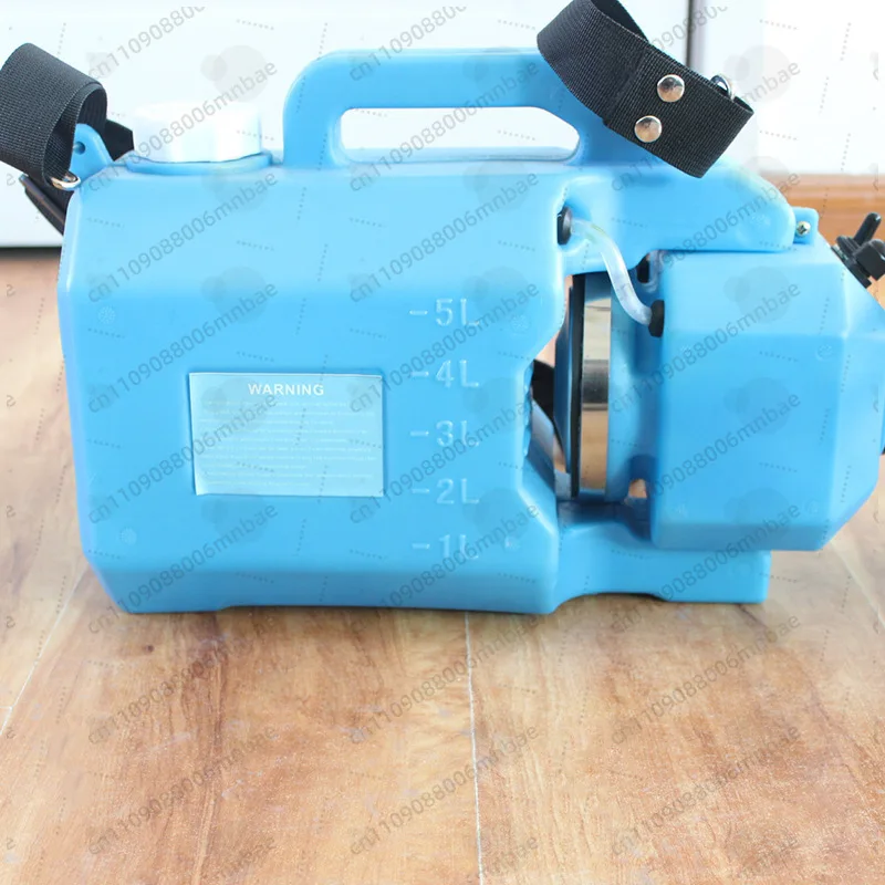 Agricultural disinfection and epidemic prevention dispenser Spraying high-voltage lithium battery watering can Plug-in model
