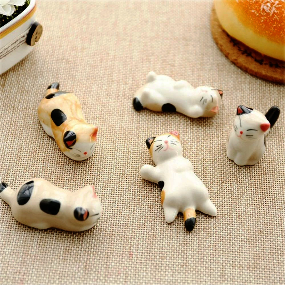 Ceramic Lucky Cat Spoon Fork Rest Luck Japanese Chopsticks Holder Creative Storage Cutlery Stand Beautiful Ornament Home Decor