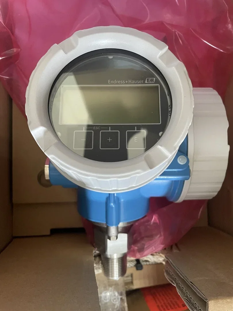 مبدأ قياس مستوى رادار الموجة الموجهة E+H Levelflex FMP55: قياس المستوى المستمر لرادار الموجة الموجهة