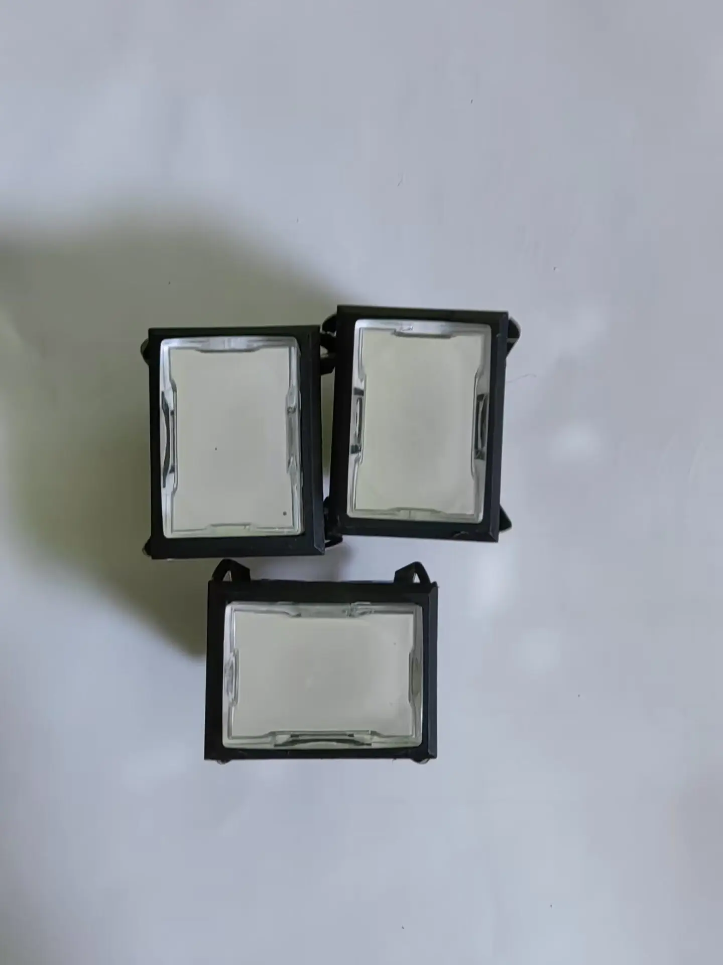 

Новый оригинальный кнопочный переключатель EHM-3 (Япония), модель 2026 года