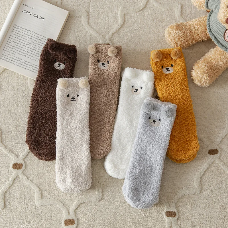 Women Socks 2023 Winter Cute Bear Coral Fleece Fuzzy Socks Autumn Happy Funny Socks for Girl Warm Winter Female Home