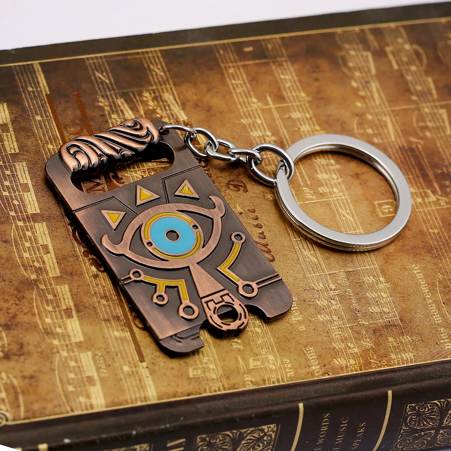 Game Tears of The Kingdom Keychain Breath of The Wild Sheikah Slate KeyRing For Men Women Bag Car Pendant llaveros Jewelry